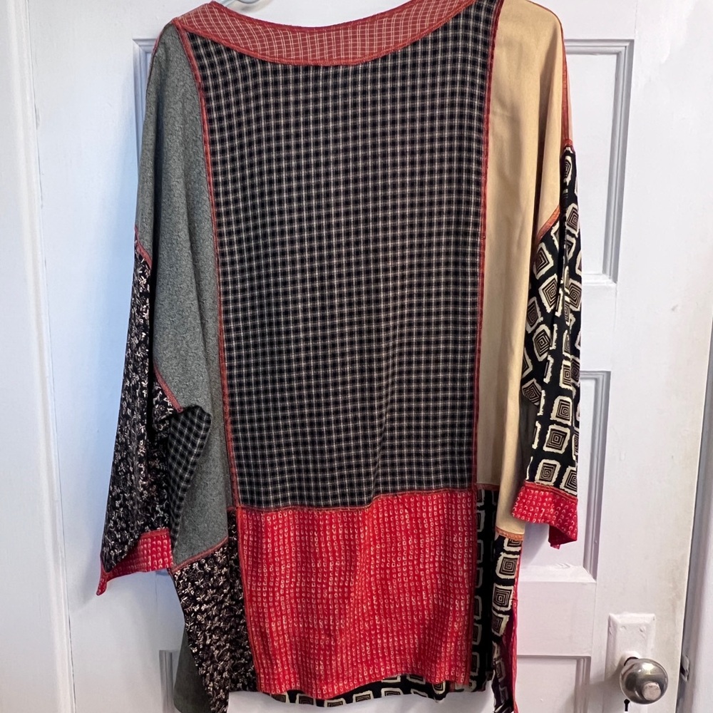 Vintage Faith Plaid Long Sleeve Top - Picture 4 of 4